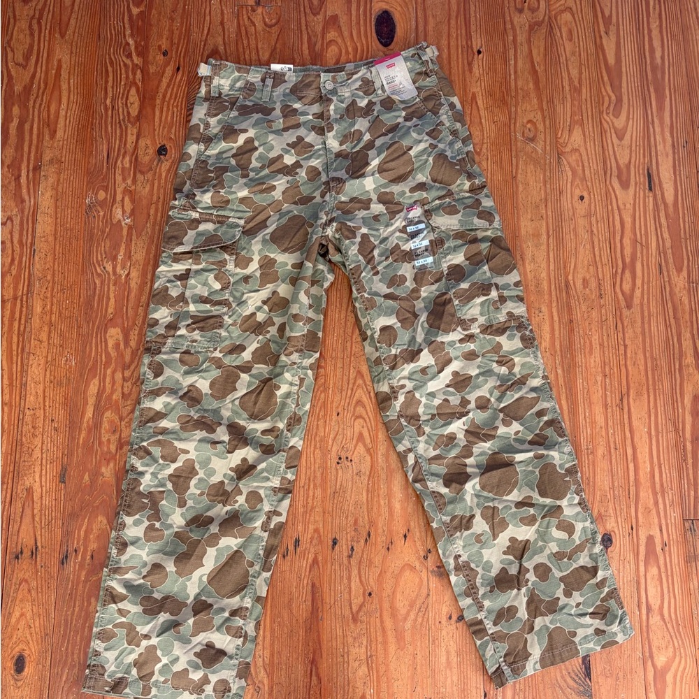 Levi's Camo XX Cargo Pants in Green & Brown S/M/L (message what you want!)